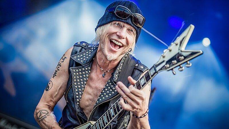 Noticias: Michael Schenker + Asking Alexandria + Brujeria