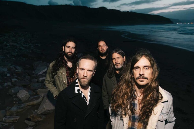 quaoar-vuelve-con-“five-friends-floating”,-su-primer-disco-en-10-anos