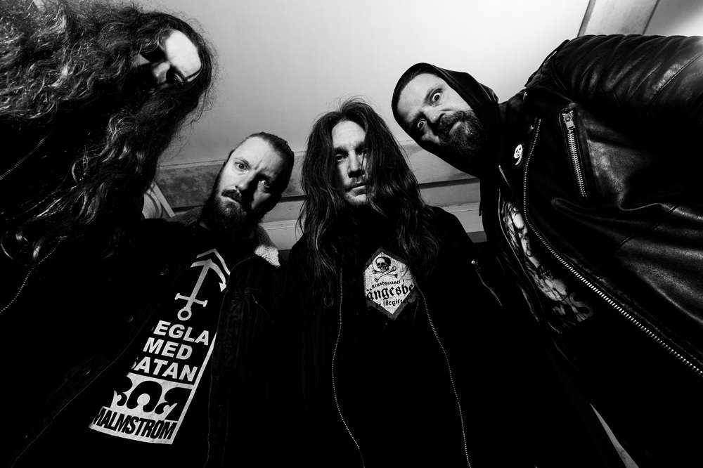 lik-muestran-“they”,-nuevo-video-cargado-de-muerte-sueca-y-podredumbre-clasica