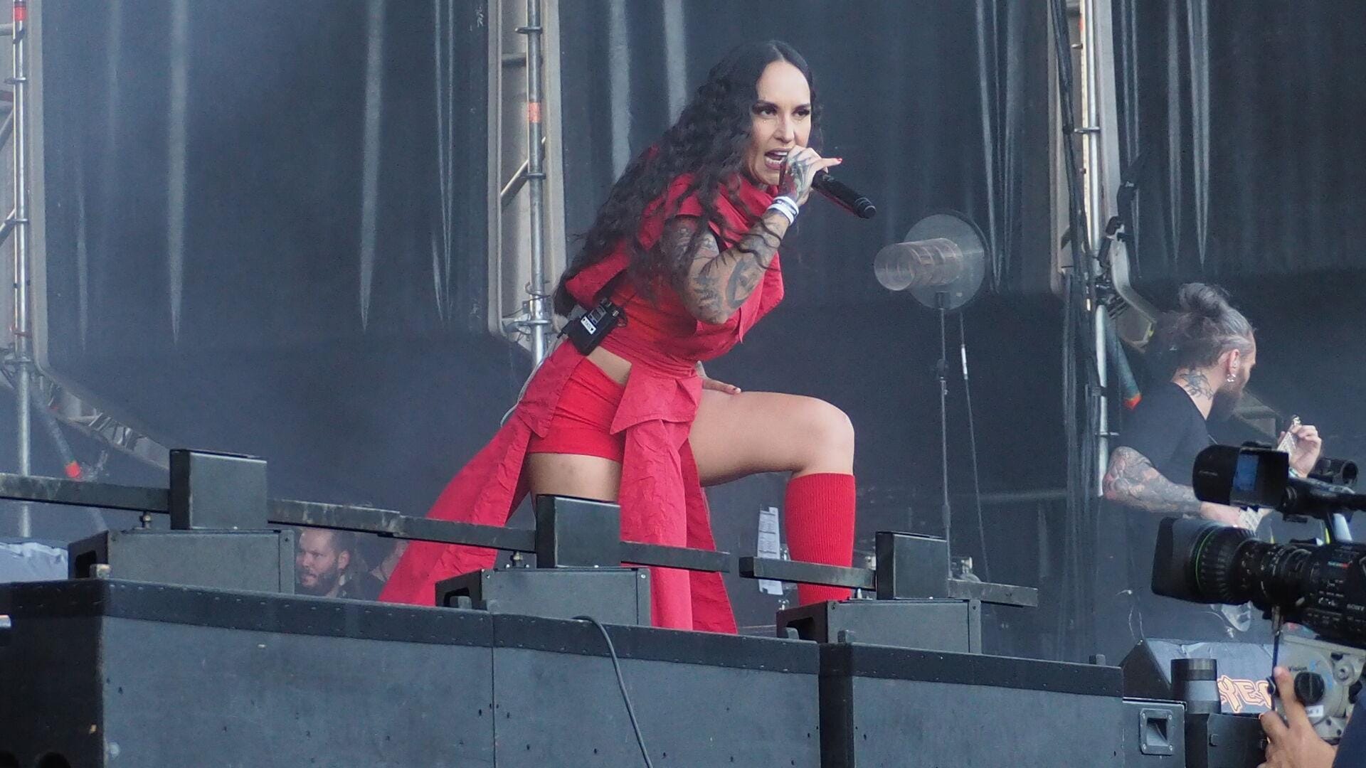 la-vocalista-de-jinjer-cuestiona-el-termino-“bandas-con-vocalista-femenina”-en-el-metal-actual-–-atanathos