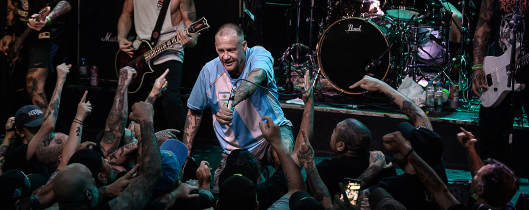 terror-en-vivo-en-argentina:-“un-terror-que-no-asusta…enajena”-–-metal-daze-webzine