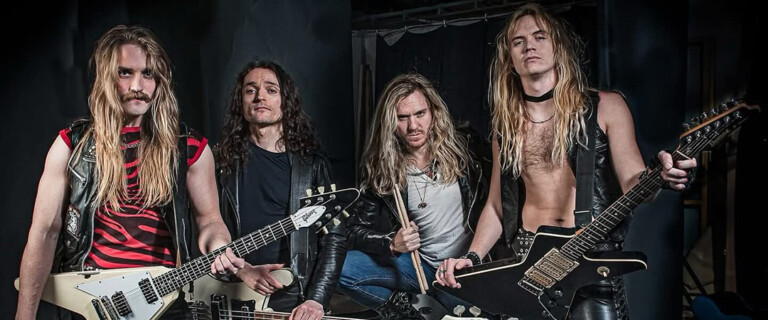 enforcer-–-“la-bandera-del-heavy-metal-clasico-en-el-siglo-xxi”-–-metal-daze-webzine