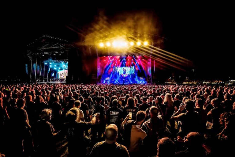 z!-live-rock-fest-2026-de-zamora-lleva-el-metal-fuera-del-festival-y-anuncia-una-jornada-de-showcases