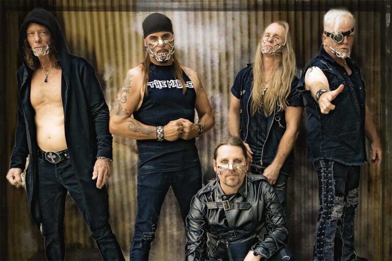 crimson-glory-lanzara-“chasing-the-hydra”,-su-primer-disco-en-26-anos,-y-presenta-el-single-homonimo