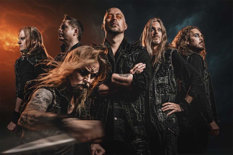 bloodbound-lanza-“the-nine-crusades”-junto-a-brittney-slayes-de-unleash-the-archers-y-revela-su-origen-ligado-a-sabaton