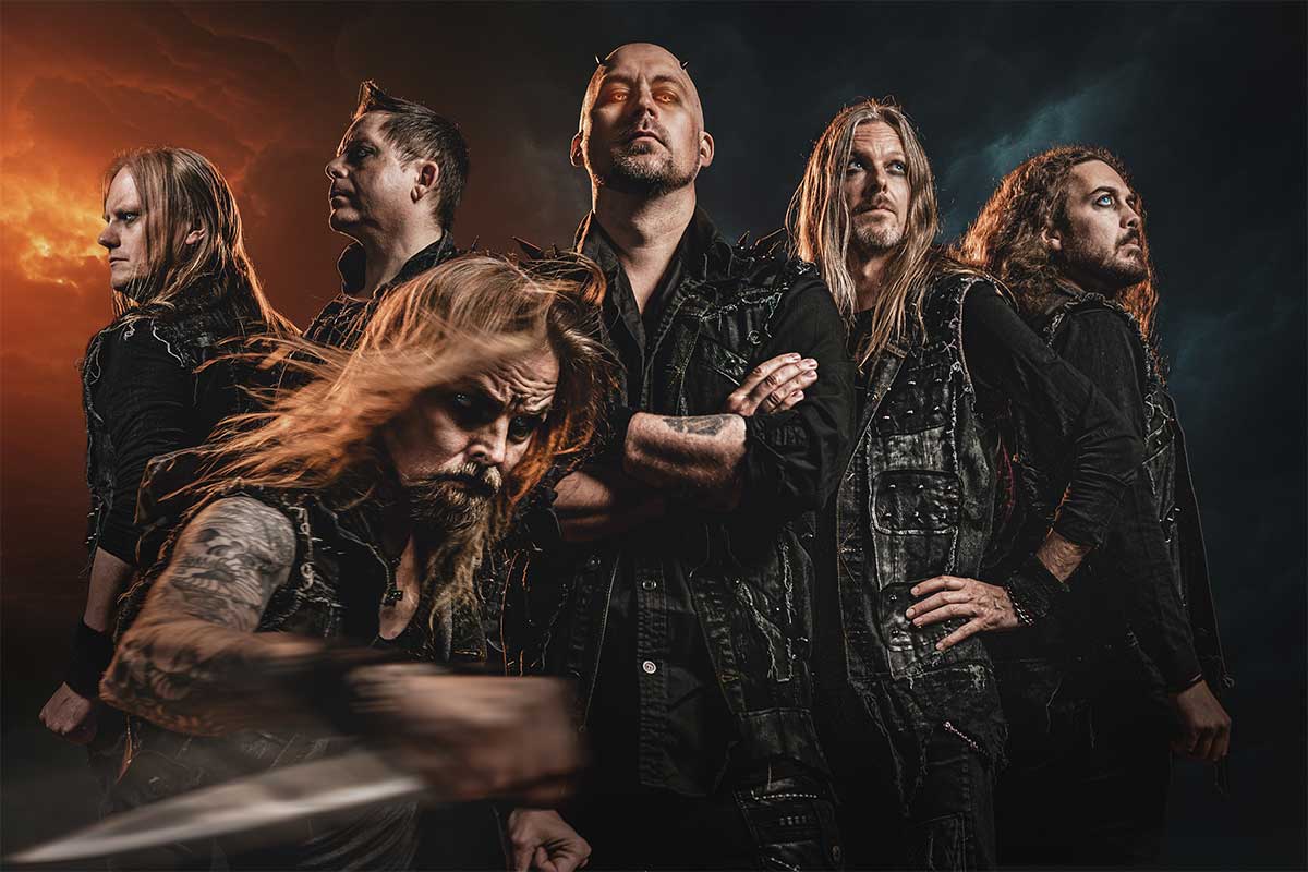 bloodbound-lanza-“the-nine-crusades”-junto-a-brittney-slayes-de-unleash-the-archers-y-revela-su-origen-ligado-a-sabaton