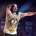 muere-tommy-decarlo,-el-fan-de-boston-que-se-convirtio-en-su-cantante,-a-los-60-anos