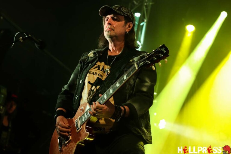 muere-phil-campbell,-iconico-guitarrista-de-motorhead,-a-los-64-anos