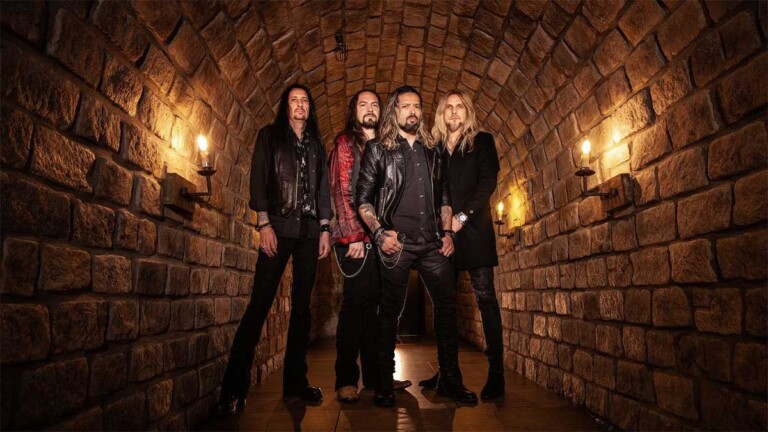 elegant-weapons-de-richie-faulkner-(judas-priest)-y-ronnie-romero-lanzara-el-disco-“evolution”