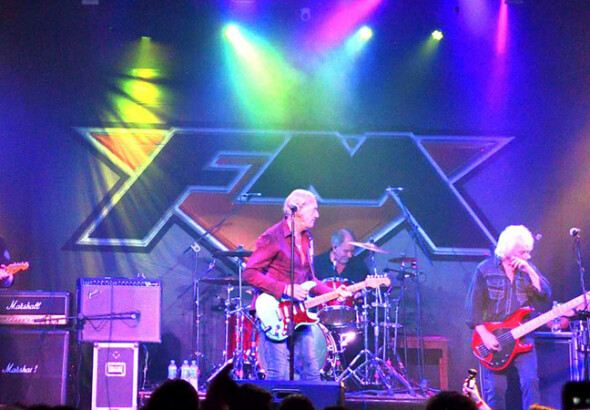 fm-y-marco-mendoza-en-vivo-–-“reivindicando-el-poder-de-los-80s”-–-metal-daze-webzine