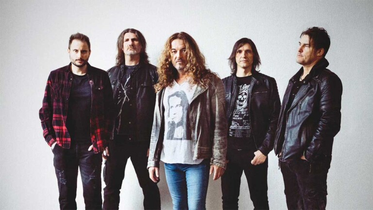 vision-divine-anuncia-“a-clockwork-reverie”,-primer-trabajo-tras-recuperar-a-michele-luppi-y-oleg-smirnoff