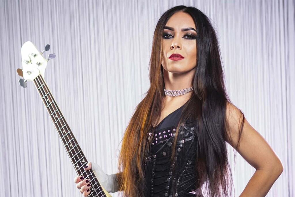 LEATHERWITCH, el grupo de Marta Gabriel (ex CRYSTAL VIPER), anuncia “First Spell”, su primer disco