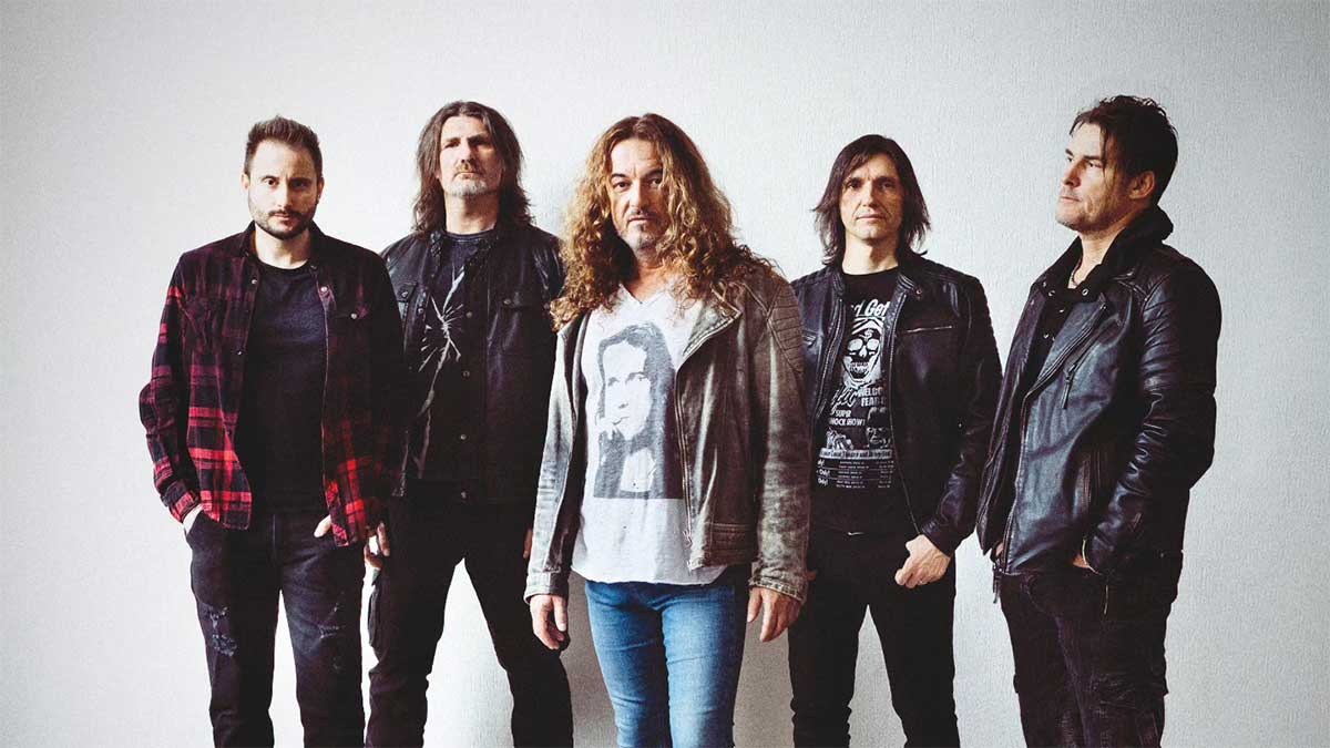 VISION DIVINE comparte “18 (It Feels Like Heaven)” con Michele Luppi a la voz