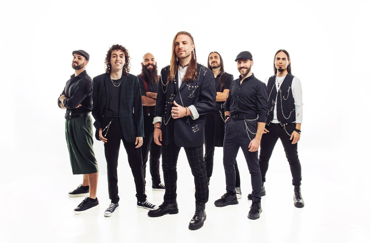 LÈPOKA lanza “Color Café”, su canción antirracista con Cifu de CELTAS CORTOS