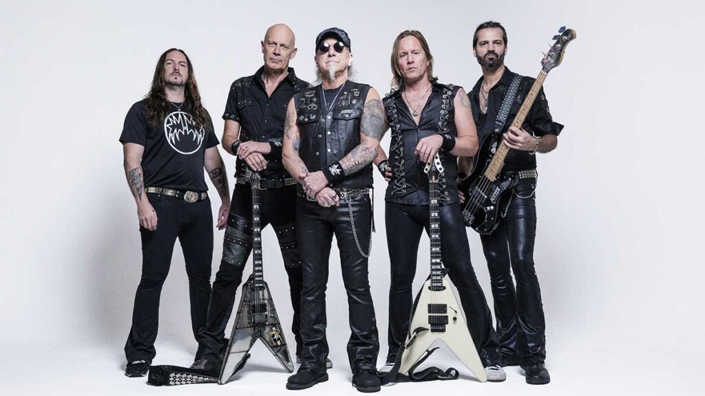 accept-cumple-50-anos-con-“teutonic-titans-1976-2026”,-disco-con-musicos-de-metallica,-judas-priest-y-ghost-y-50-artistas-invitados