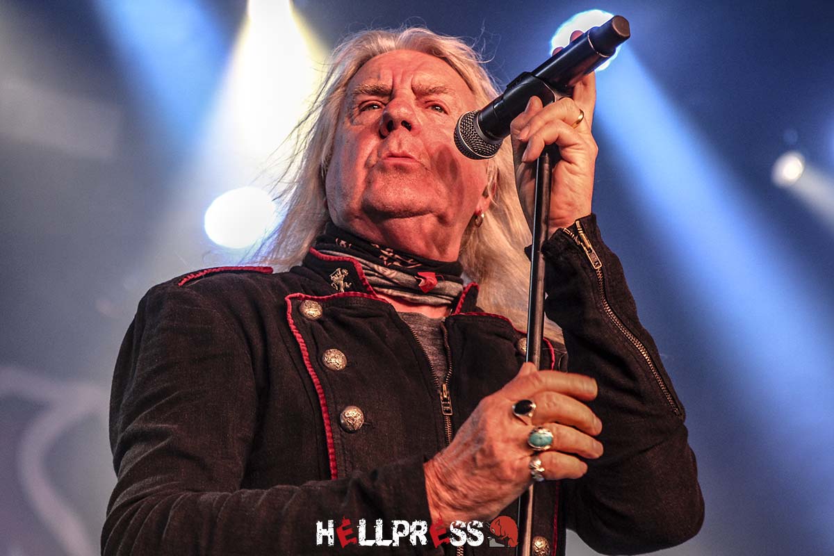 SAXON: infierno y fuego cabalgan sobre ruedas de acero y Heavy Metal en Madrid