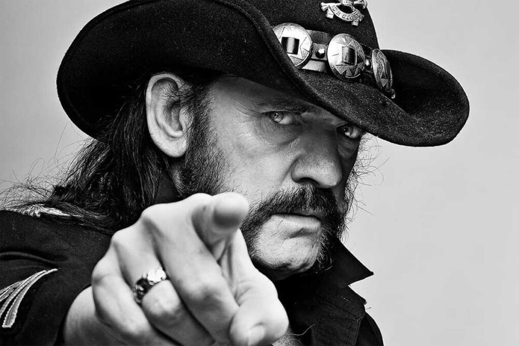motorhead-ya-tiene-un-bar-y-tienda-dedicados-a-lemmy:-asi-es-el-local-abierto-en-burslem,-su-ciudad-natal