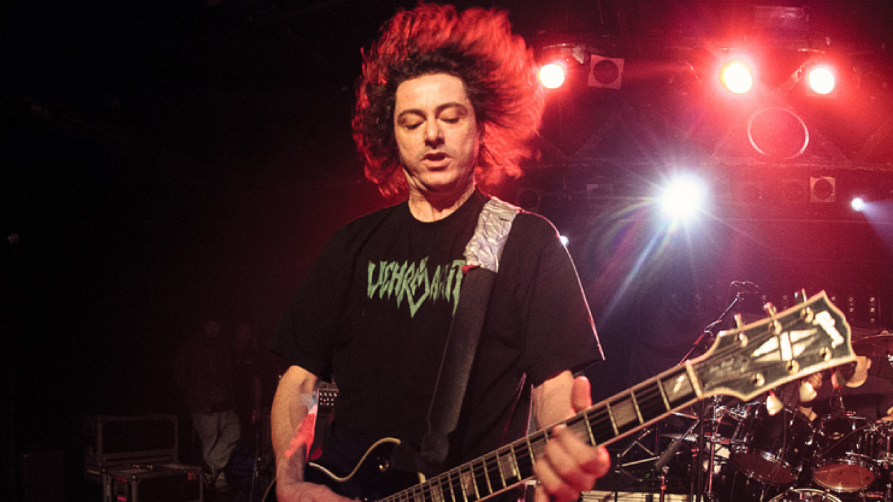 Mitch Harris, guitarrista de Napalm Death, lanza TourFlip para ayudar a las bandas