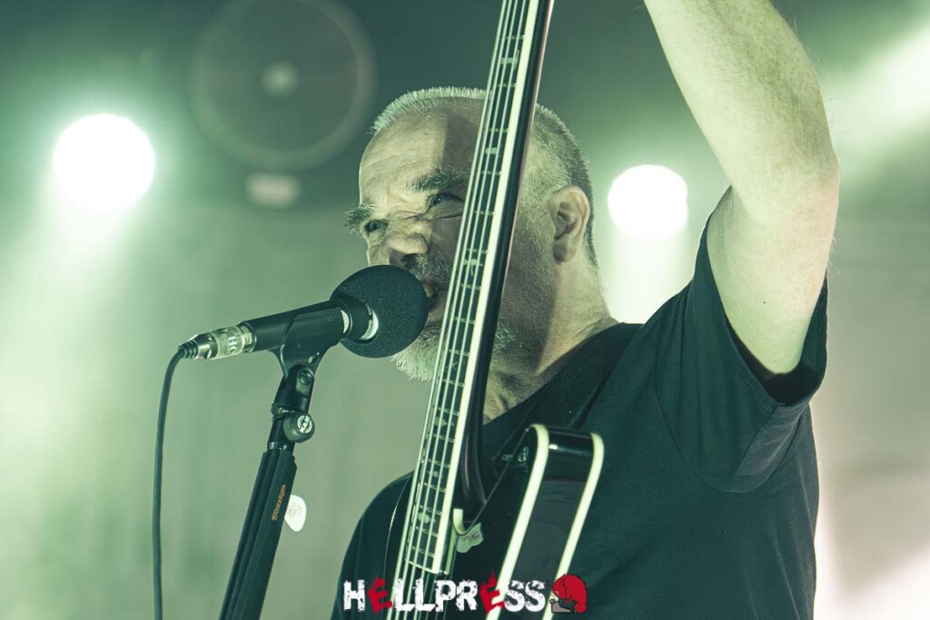 “no-queria-ser-cantante”:-jeff-walker-revela-como-termino-al-frente-de-carcass-por-accidente