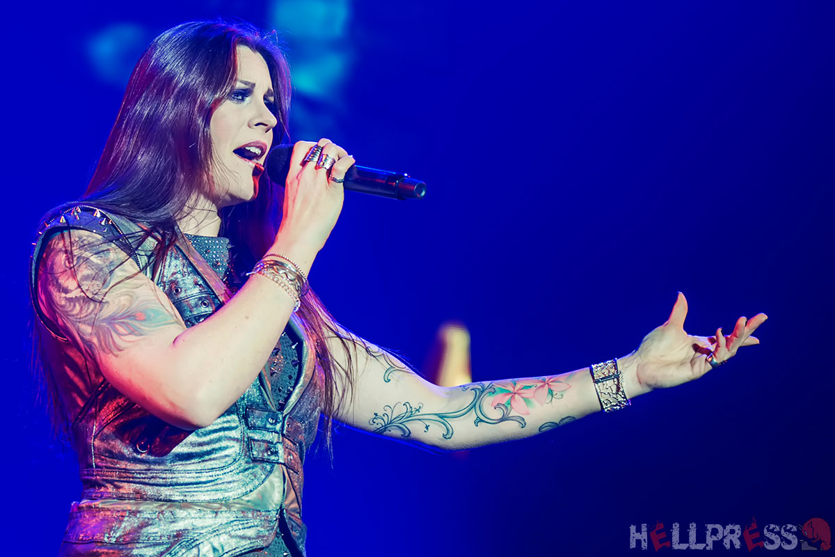 Floor Jansen de NIGHTWISH lanza “Run”, su nueva canción en solitario: “El comienzo de algo nuevo”