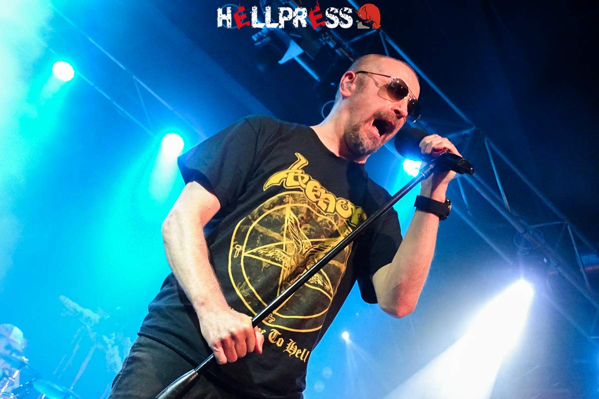 BLOODBATH ofrece un concierto tan potente como corto junto a los notables CANCER en Madrid
