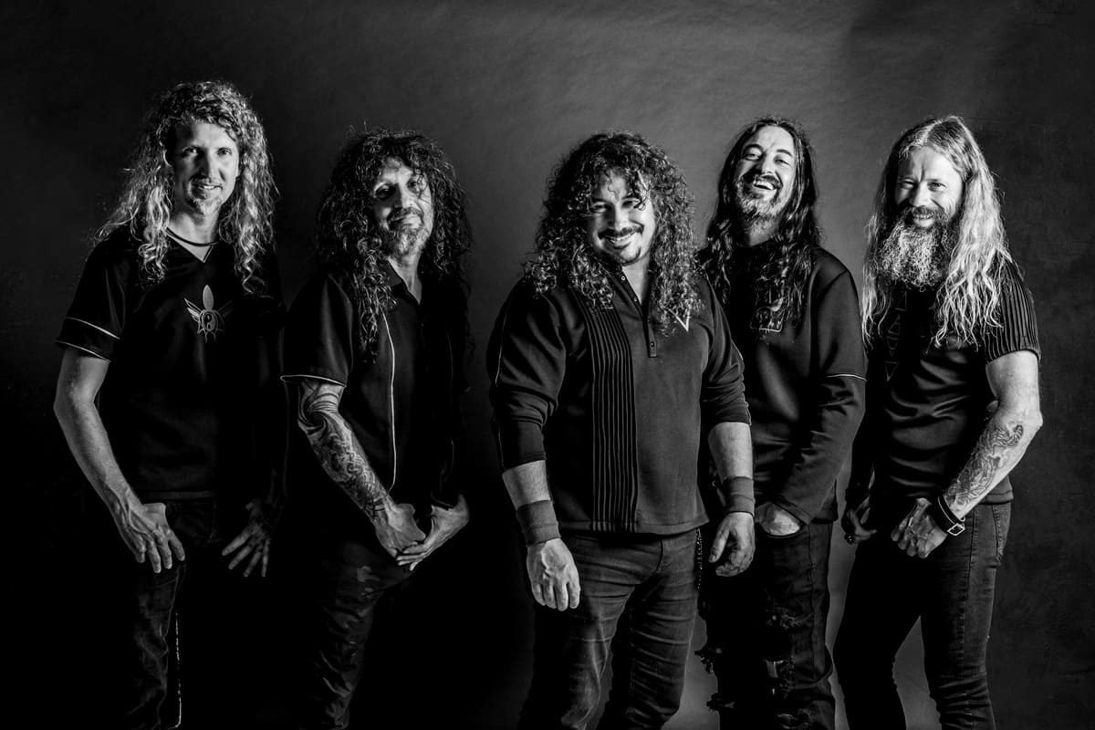 WARCRY lanza “El Hombre En El Espejo”, una canción sobre lo aprendido en el pasado