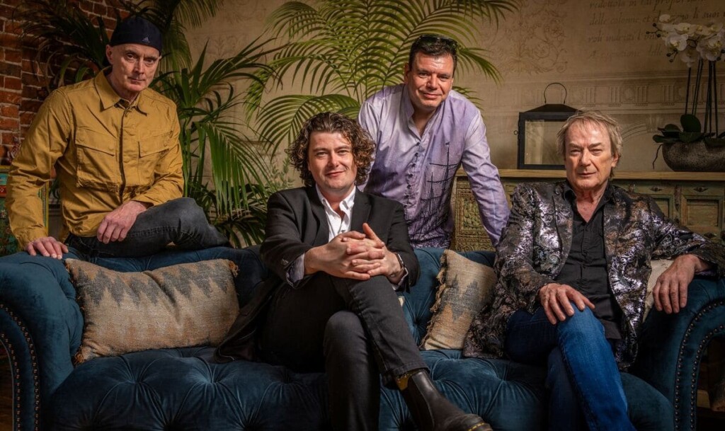 asia-anuncia-el-disco-“indigo”,-con-canciones-iniciadas-junto-al-difunto-john-wetton