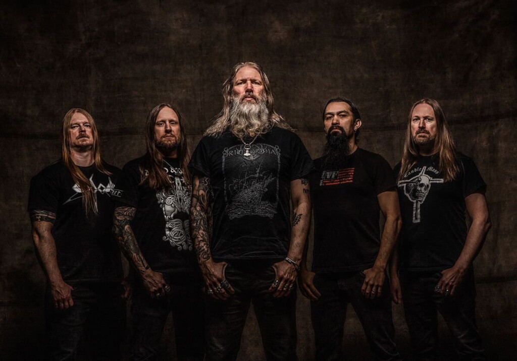 amon-amarth-sorprende-con-“upphaf”,-la-primera-cancion-acustica-de-su-historia-“susurrada-a-la-sombra-de-odin”